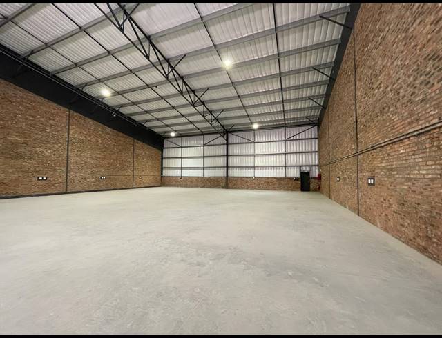 877M² WAREHOUSE TO LET IN RIVERSANDS
